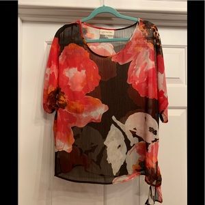 Women’s Top. Size large Jones New York.